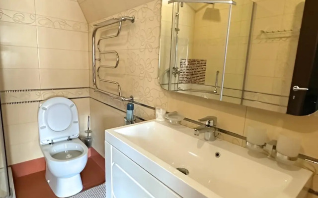 Kottedzh Elling na Beregu Morya Private House