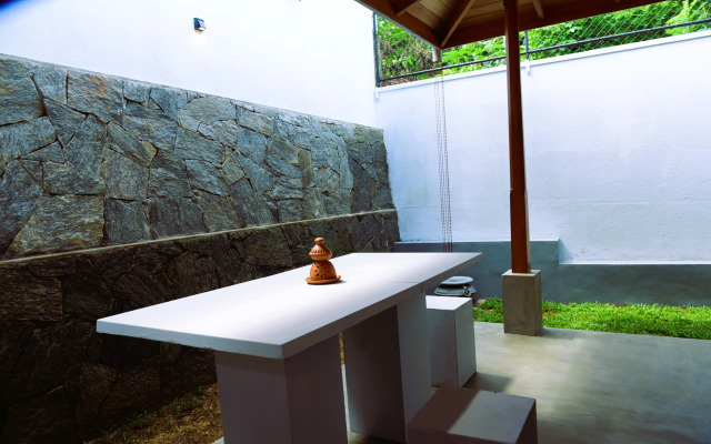 Bell Rose Hikkaduwa Apartment Hotel