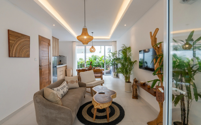 Вилла Brand New Sunrise Bliss Townhouse Poolside Stay