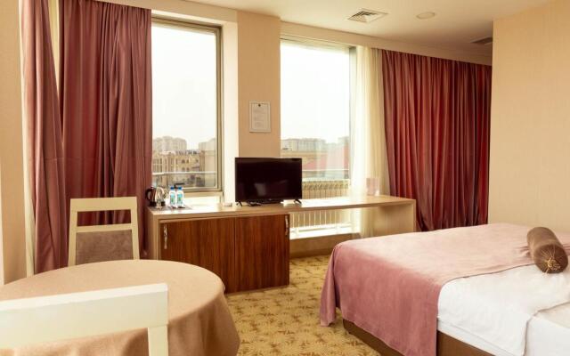 West Shine Hotel