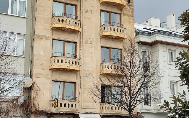 Saruhan Hotel