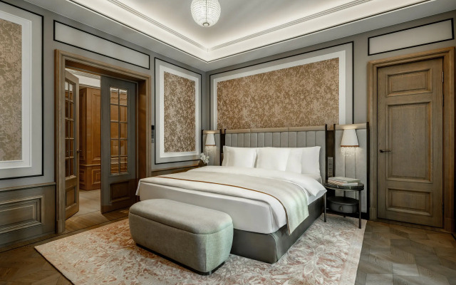 Отель Метрополь