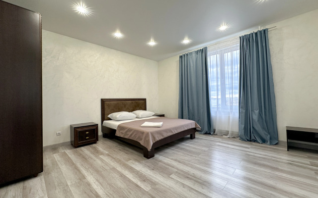 Квартира Трехкомнатная Оптимистов 9