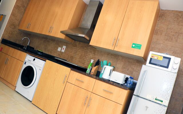 Cosmos Living - Goldcrest Views1 Apartments