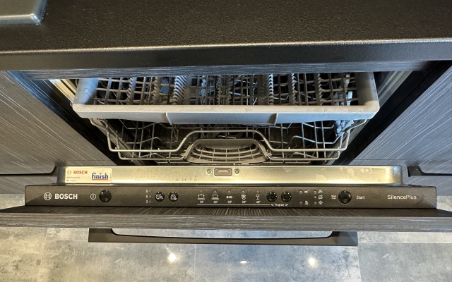 Квартира Новая уютная с велосипедами