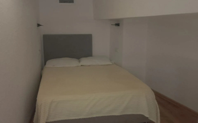 Апартаменты Двухуровневые 39м недалеко от центра