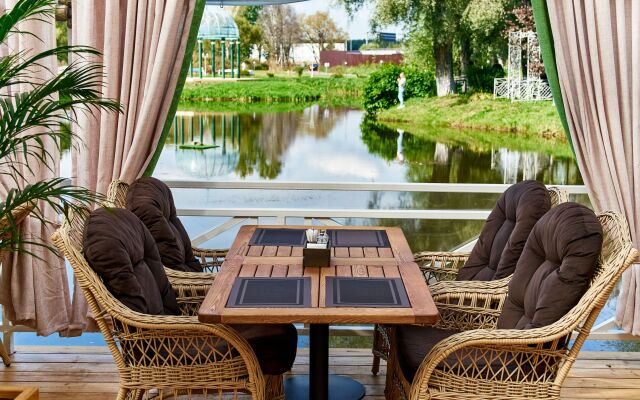 Apart-Hotel Vnukovo Village Kartmazovo