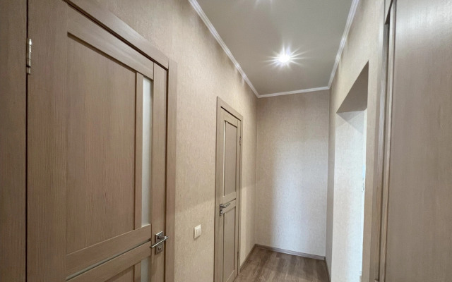 V Novom Dome V Tsentre Goroda Flat