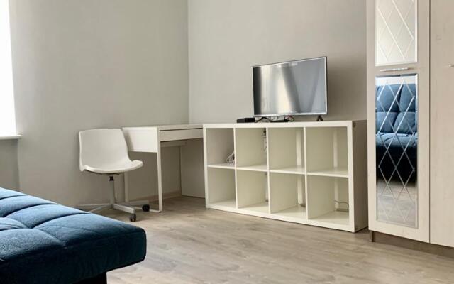 V Samom Tsentre Vozle Ploschadi Apartaments