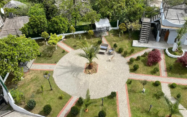 Отель Green Yard Batumi