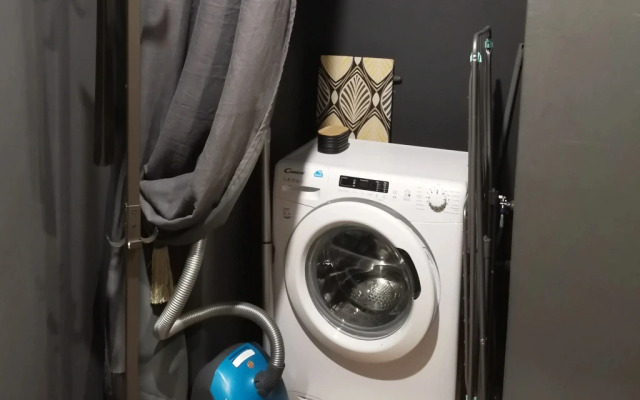 Апартаменты Авеню на Мужества