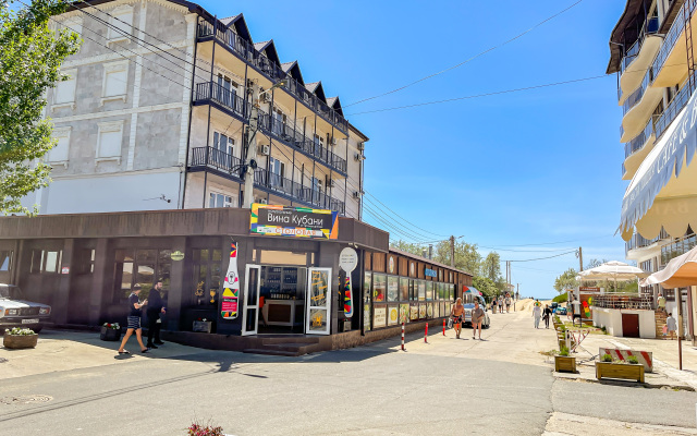  Avdallini Hotel