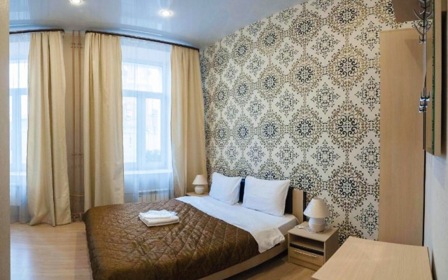GloryVell Hotel