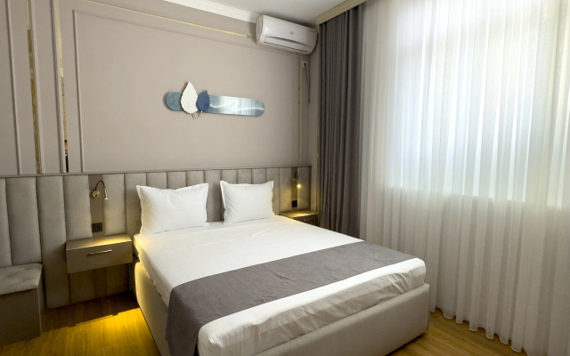 Laurel Hotel