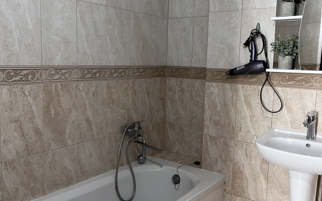 Dvukhkomnatny Relaks Apartments