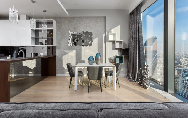 73rd Floor Apartment with Stunning View