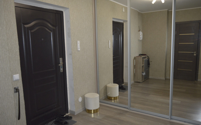 Komfortabelnaya V Rayone Universitetskiy Flat