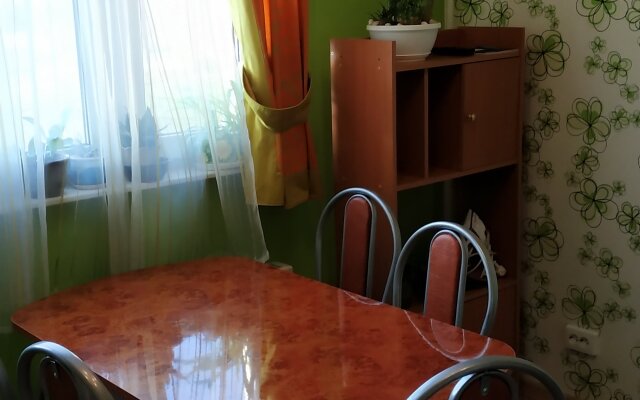 Апартаменты Guest House on Koroleva 32