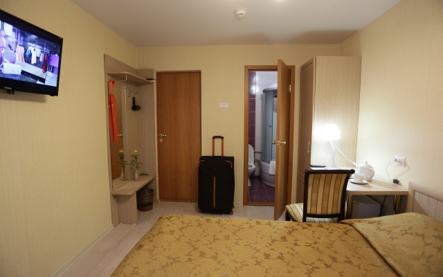 Astra Hotel