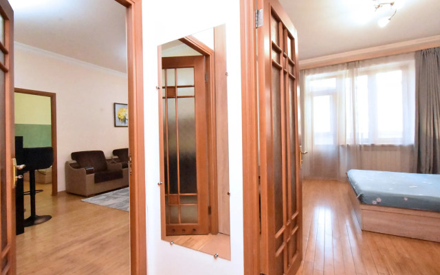 3-K v Novostroyke, Ulitsa Argishti, Gl933 Flat