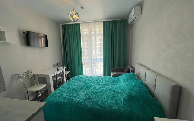 Квартира Cтудия с Видом на Бacсeйн в ЖК Кипарис 184