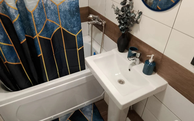 Апартаменты Современная Студия на Мельникайте 83к2