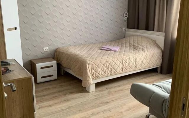 Апартаменты на Пионерской 8