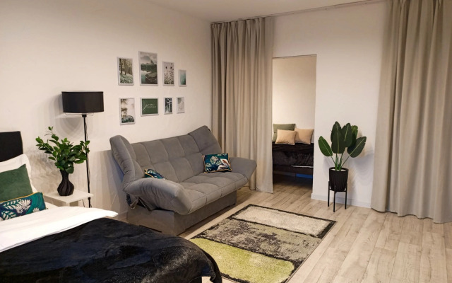 Апартаменты Мириады в мкрн. Оптимистов, 3/2