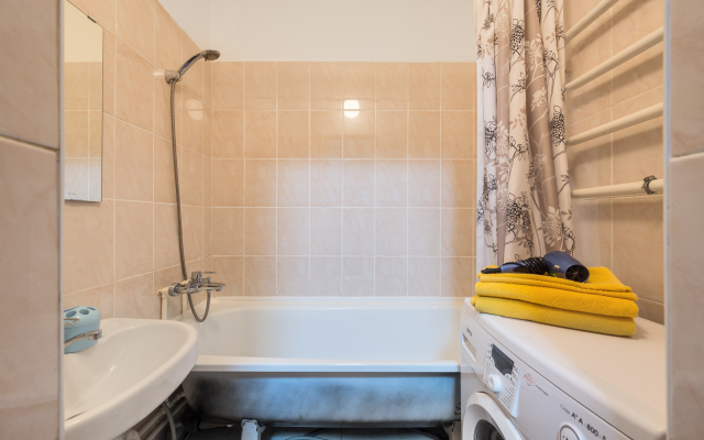 Spalnya s oduvanchikami Flat