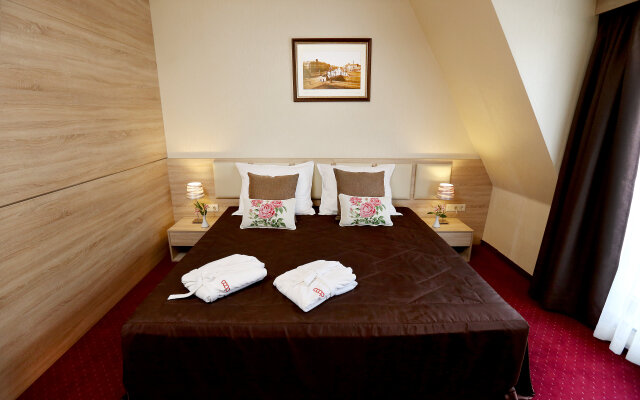 Coop Hotel