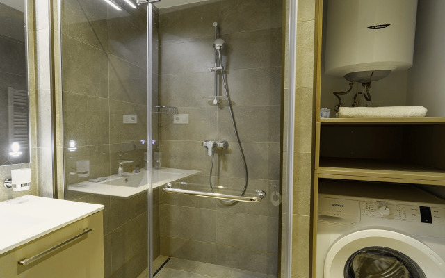 Alliance Palace by Grand City Apartment Hotel