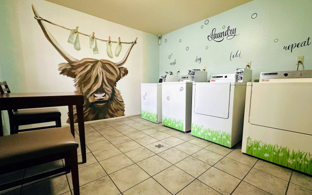 Отель The Hills Inn Eagle Rock Near Old Town Pasadena