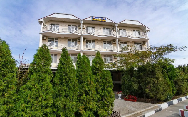 hotelImage