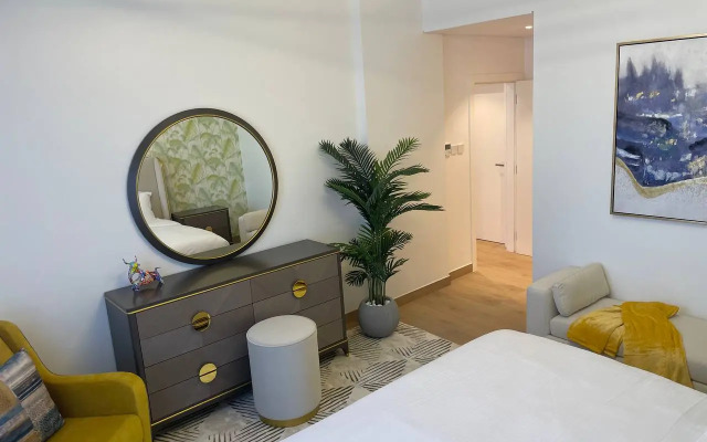 Welcome Home in La Cote 1 Apartments