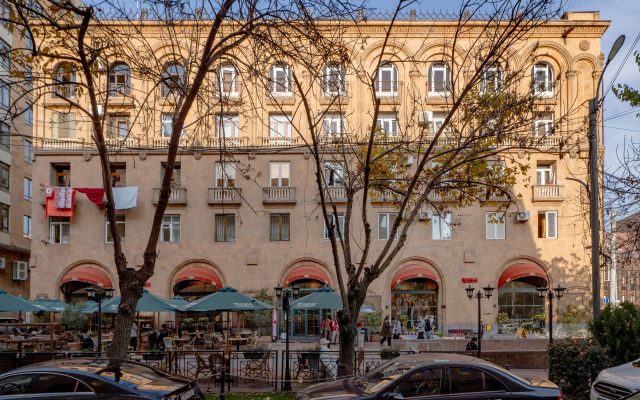 Keygo #0201 ryadom s Natsionalnoy Galereey Apartments