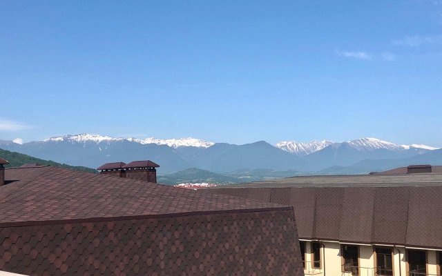 Na Nizhneimeretinskoy 143 Apartments 2