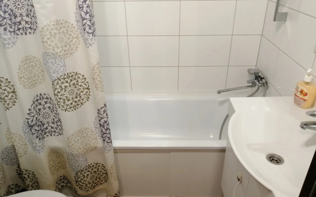 Апартаменты Московская 121к1 2