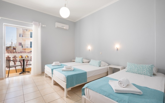 Bella Vista Beach Hotel And Studios- Corfu Benitses Hotel