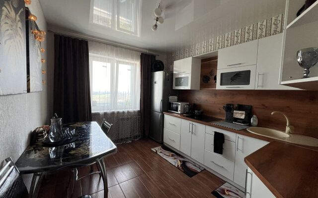 S Shikarnym Vidom na 16 Etazhe Flat