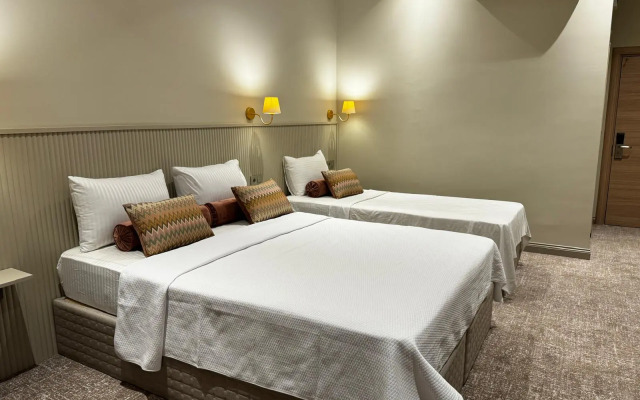 Astro Suites Hotel