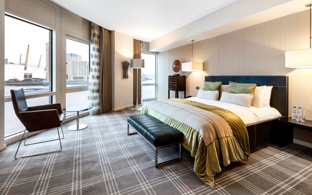 Radisson Blu  New Providence Wharf Hotel, London