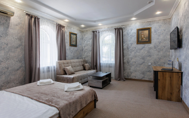 Отель Париж