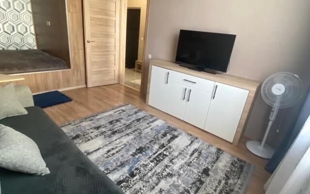 Svoy Lux Flat