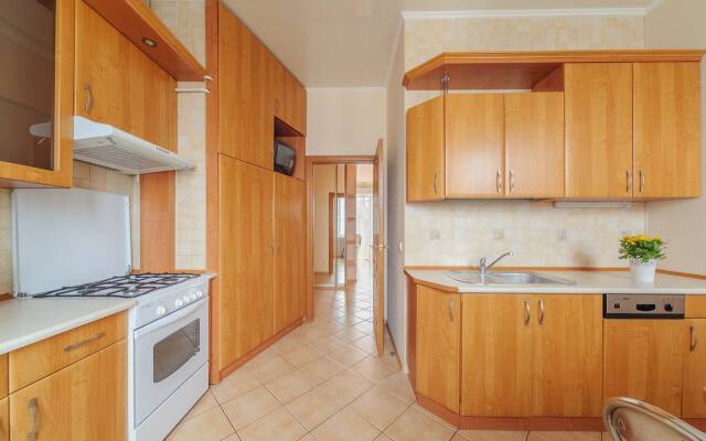 3-komnatnye HomeApart K. Marksa, 25 Apartments