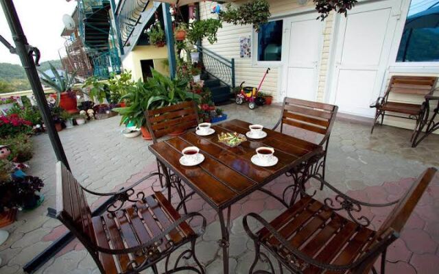 Rameliya Guest House