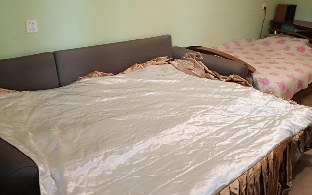 Na Sverdlova Flat