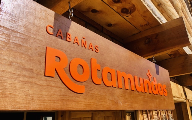 Отель Simatiri Hotel y Cabañas Rotamundos