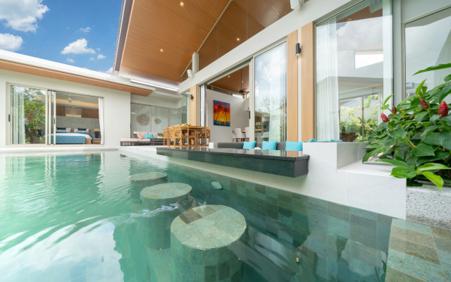 Luxury villa Bangtao with a Tropical Garden Villa