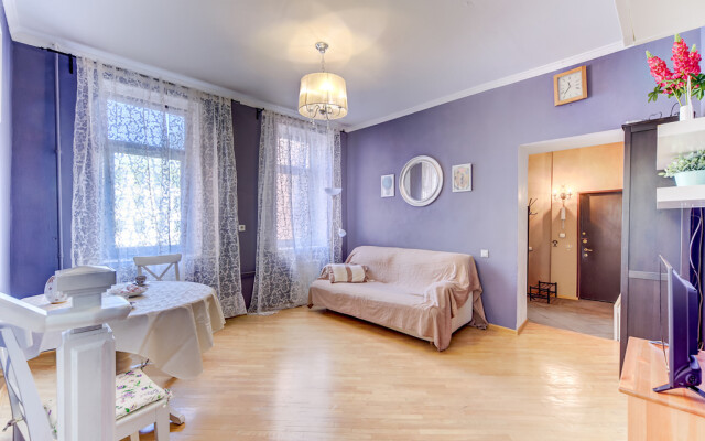 Welcome Home Fontanka 18 Apartments