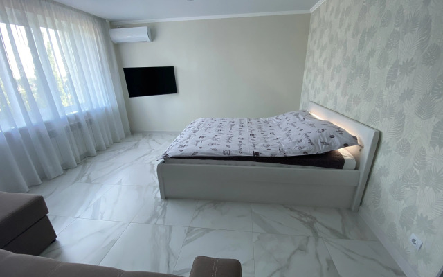 Na Smolenskoy 50 Flat